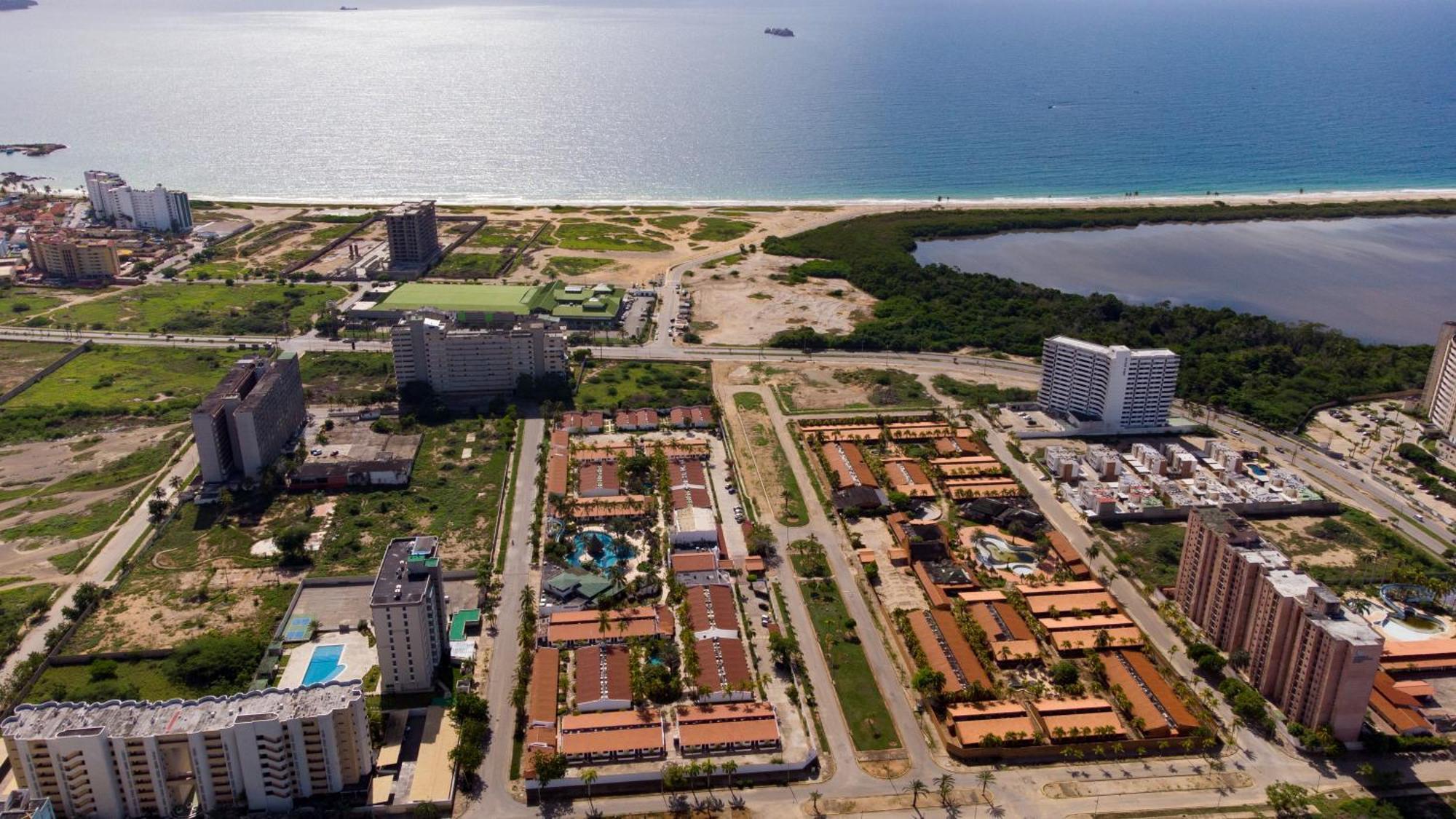 Hotel Margarita Village 波拉马尔 外观 照片